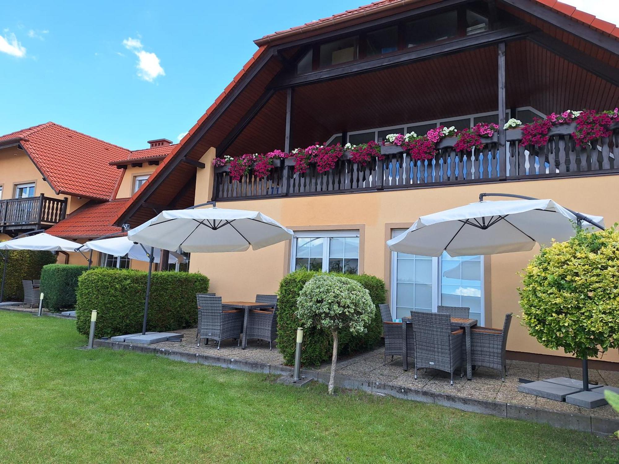 Villa Justina Charzykowy Exterior foto